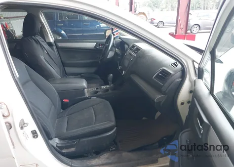 2019 Subaru Outback 2.5I Premium из США, поврежденный, VIN 4S4BSAHC0K3287229